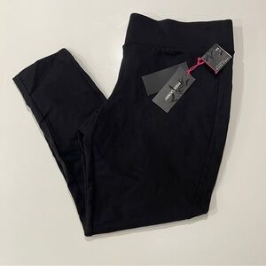 Torrid Black pixie pants - slim fix collection Leggings